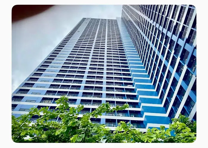 Chic Luxury Air 2 Bedroom Finest Living Air Makati Gym Swim Park 300 * Manila