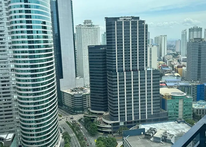 Chic Luxury Air 2 Bedroom Finest Living Air Makati Gym Swim Park 300